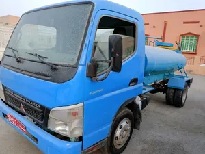 تنكر مستبيشي موديل 2008 حجم الخزان 650جالون 3طن يحتاج كمبريشر مكيف