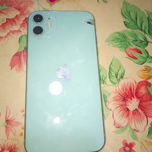Apple iPhone 11 64 GB in Amman