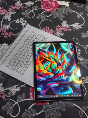 ENG/Arabic - Microsoft Surface Book 2 (6gb NVidia Graphics) 15 inch Gaming Laptop Workstation Studio