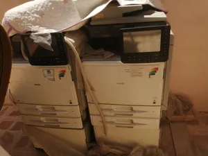 جهاازيين استنساخ كبير عطل فقط اللوحة الليزرية سعر الجهاز الواحد 60 الف فقط ولا يوجد توصيل