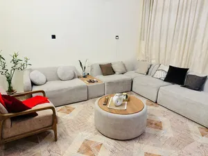 كورنر تركي 8 مقاعد 650 الف وبي مجال مستخدم قليل