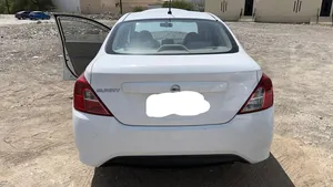 نيسان صني للبيع نظيفة جدا