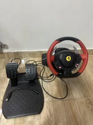THRUSTMASTER Ferrari 458 Spider RACING WHEEL للبيع ستيرينج اكس بوكس او تبديل ب نينتيندو سويتش اوليد