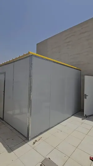 غرف سندويش بنل ومستودعات وبنا ملاحق