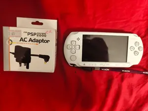 Sony PSP Street E1003 + 8GB Memory Stick & Charger
