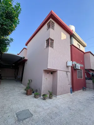 225 m2 3 Bedrooms Townhouse for Sale in Tripoli Tajura