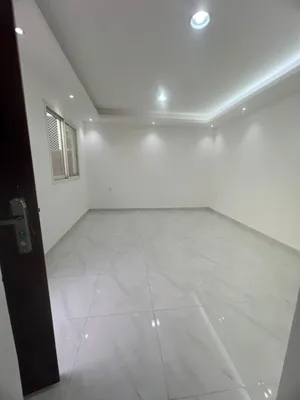 شقه 3 غرف وصاله مدخل خاص للتميز