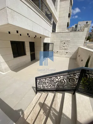 شقة فاخرة للبيع في ضاحية النخيل - خلف مطعم النخيل 175م مع ترسات 220م لم تسكن بسعر مغري