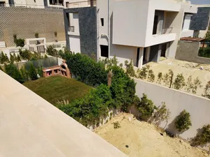 توين هاوس نص تشطيب للبيع  بسعر مميز بكمبوند الكرمه 4، الشيخ زايد