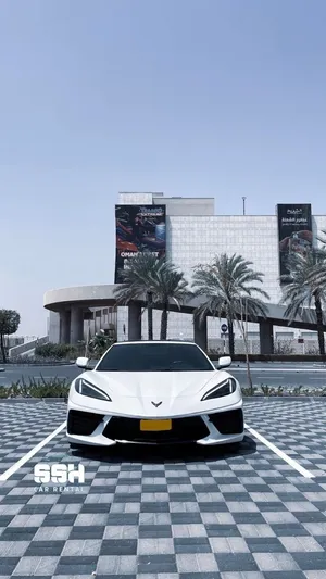 كورفت C8 للإيجار اليومي