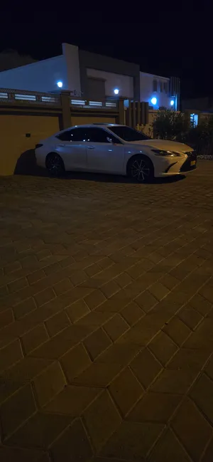 لكزس Es 250AWD 2022
