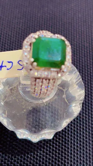 Natural Emerald 4.90 carat