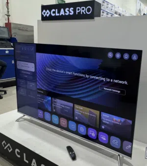شاشة كلاس برو 65 بوصة QLED SMART 4K TV Web Os Hub جديد مع ضمان سنه الوكيل