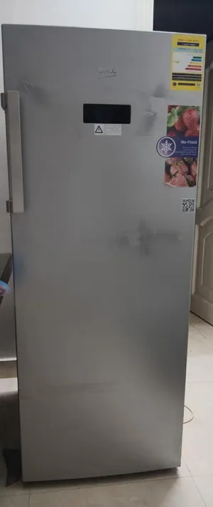 ديب فريزر بيكو عمودي 6 درج، ارفف زجاج safety glass, بشاشه ديجيتال نو فروست استعمال خفيف