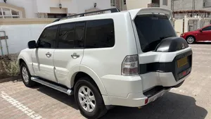 MITSUBISHI PAJERO 2017