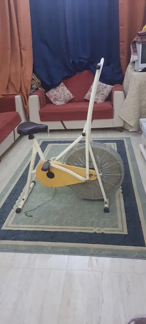 عجلة رياضية لمحبي الرياضة واللياقة البدنية  تتوافر عجلة رياضية بحالة جيدة جدا المكان بوشر