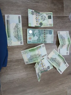 عشرة دينار نهايتها 77