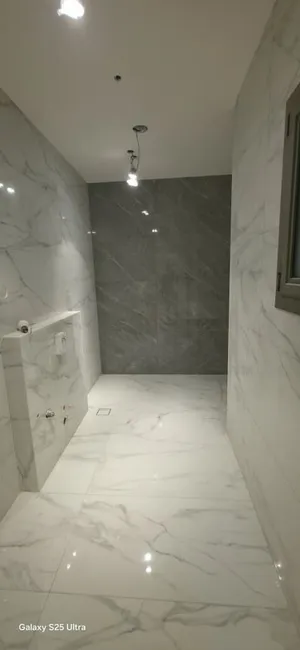 221 m2 3 Bedrooms Apartments for Sale in Tripoli Bin Ashour