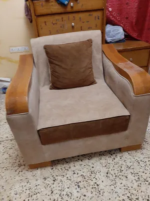كنبة مفرد للبيع
