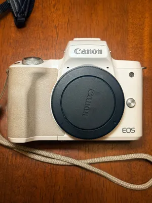 Canon Eos M50