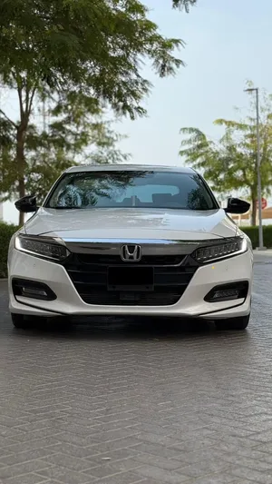 Honda Accord 2018 Touring 2.0