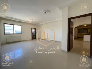 شقة * مميزة * للايجار * 3 نوم * 2 ماستر * الرابية