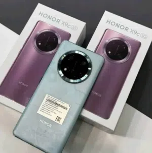 مستعمل ايام Honer X9C 5G رام 16 و 24 جيجا 256 أغراضة والكرتونه الأصلية متوفر توصيل