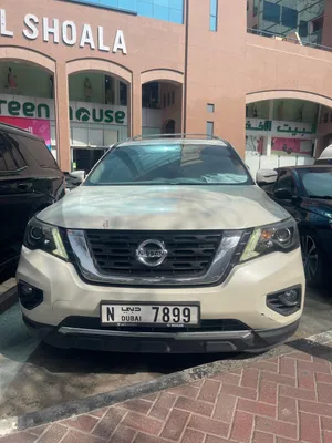 NISSAN PATHFINDER 2018