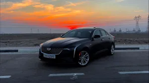 Cadillac CT4 Luxury Plus