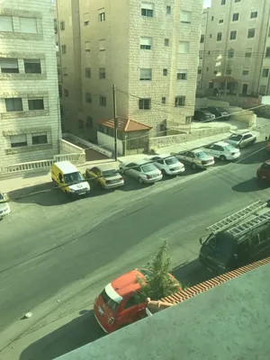 شقة فارغة للبيع
