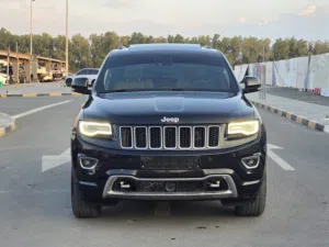جيب غراند شيروكي خليجي V8 فل اوبشن بحاله ممتازه  بحاله ممتازه جاهزه للتسجيل والاستخدام