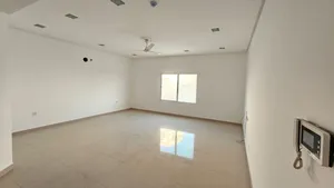 للبيع بناية في عراد الجديده المساحة 480 متر