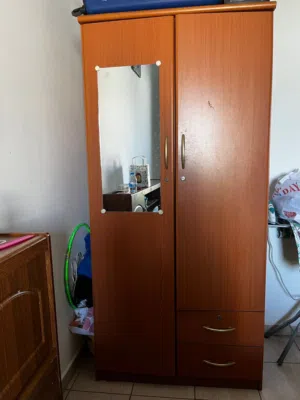 2 door wardrobe with mirror