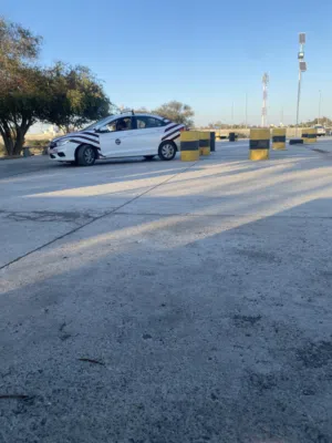 تعلم قيادة بالثقة LEARN TO DRIVE WITH CONFIDENCE