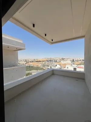 شقة للبيع بتشطيب فندقي في رجم عميش كوردور عبدون باطلاله دائمه