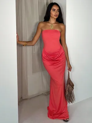 فستان بطيخي جميل