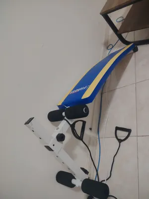 للبيع جهاز تمارين البطن