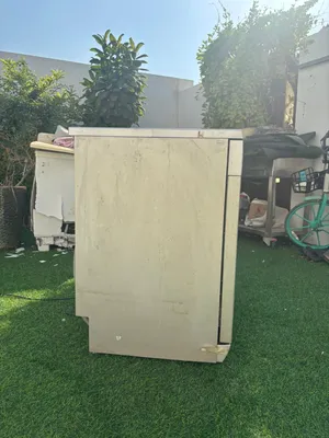LG dishwasher ( good condition) غسالة صحون ال جي