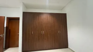 : New Italian Wooden Wardrobe كبت خشب إيطالي جديد