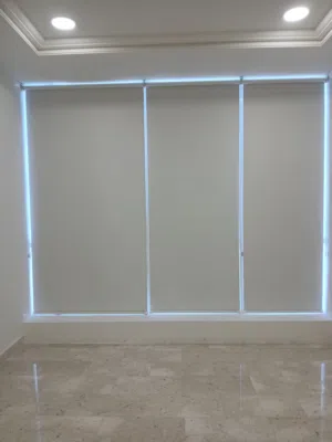 ستائر رول عازل حراري معتمه ستائر عموديه ستائر مستشفيات تفصال جديد سعر المتر المربع 6دينار الرول