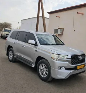 Used Toyota Land Cruiser in Al Sharqiya