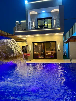 ADAM CHALET