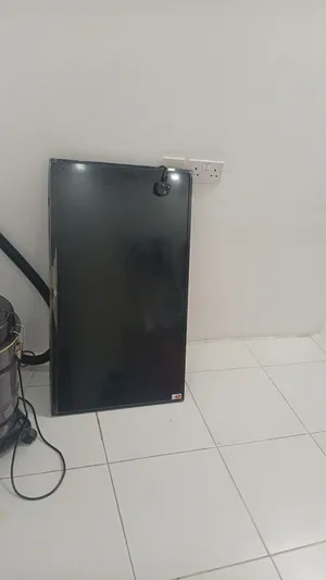 شاشه تلفزيون عاديه 35بوصه