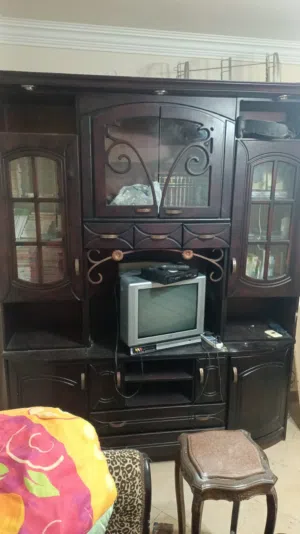 مكتبه استر نبيتي ف العين السخنه توجد بقريه اكواريوس بالعين السخنه البيع لعدم الحاجه والمعاينة ويك ان