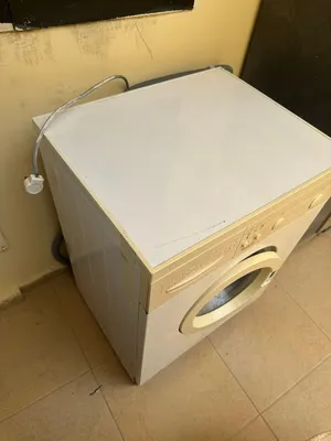 غسالة من نوع Whirlpool للببع