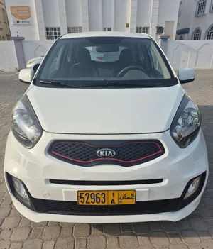 كيا بيكانتو 2015 نظيفة جدا ماشية 132 ألف وكالة عمان km فقط Kia Picanto