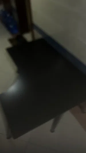 طاولة قيمنق و قابل للتفاوض ف المعقول السعر 500 طاوله كبيره