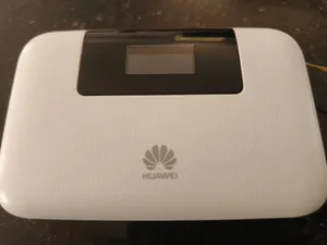تواصل عبر الواتسب راوتر متنقل Huawei 4G LTE – بطارية عملاقة 5200mAh – منفذ Ethernet للألعاب والعمل