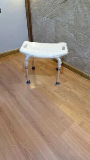 Shower Chair كرسي الاستحمام بدون ظهر عالي الجودة كرسي شور