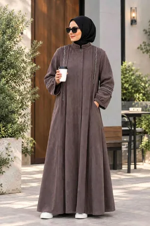 شوفو جمال هـالسـلأمـك   جـلبـاب أسلمك إحجام دام   مقاسات من 5 ل 8 لـوزن  130.60  الـخـامـة شـا